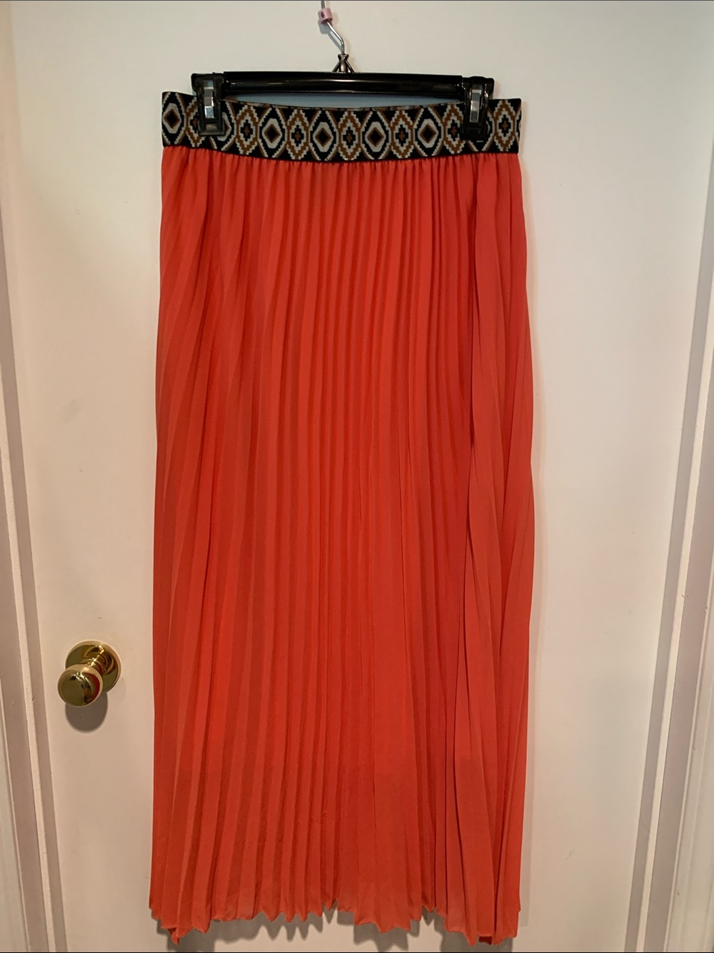 Mint Green Brand Coral Pleated Maxi Skirt with Patterned Elastic Waistband